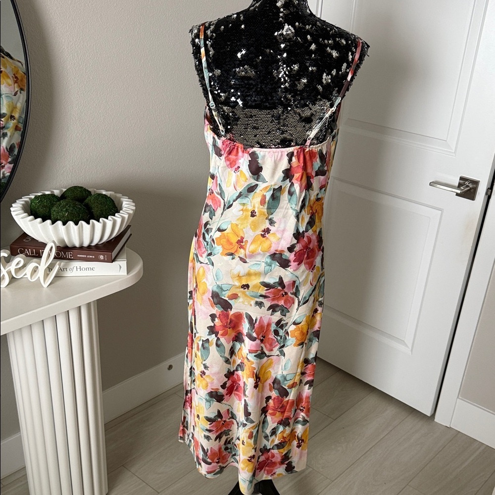 Inspired Hearts Floral Dress - Picture 4 of 5